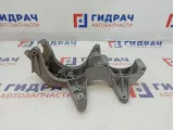 Кронштейн генератора Volkswagen Touareg 022260087F.