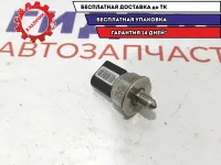 Датчик давления топлива Volkswagen Touareg 06J906051C.
