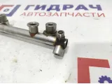Рейка топливная Volkswagen Touareg 03H133317B.