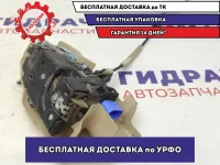 Замок двери передней левой Volkswagen Touareg 3D1837015AP.