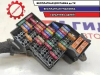 Блок предохранителей салонный Volkswagen Touareg 7L0941828A.
