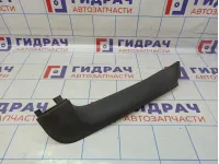 Обшивка двери багажника левая Volkswagen Touareg (GP) 7L6867671B