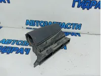 Воздуховод Volkswagen Tiguan 1K0805962E. Сломано крепление.