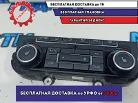 Блок управления климатической установкой Volkswagen Tiguan 5K0907044ES.