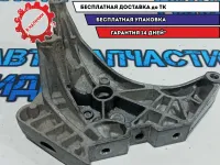 Кронштейн двигателя правый Volkswagen Tiguan 03L199207.