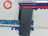 Накладка Volkswagen Tiguan 1K1864777B.