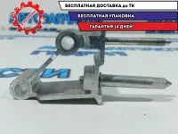 Кронштейн Volkswagen Tiguan 1K1857022D.