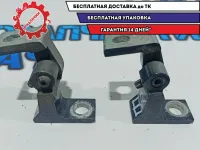 Петля двери правая задняя Volkswagen Tiguan 5N0831402.