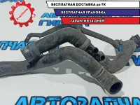 Патрубок радиатора Volkswagen Tiguan 5N0122101M.
