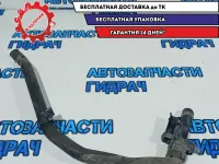 Патрубок Volkswagen Tiguan 5N0121070K.
