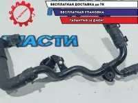 Трубка системы охлаждения Volkswagen Tiguan 1K0121070BJ.