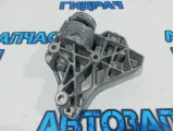 Кронштейн генератора Volkswagen Tiguan 03C903143B.