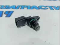 Датчик положения распредвала Volkswagen Tiguan 030907601E.