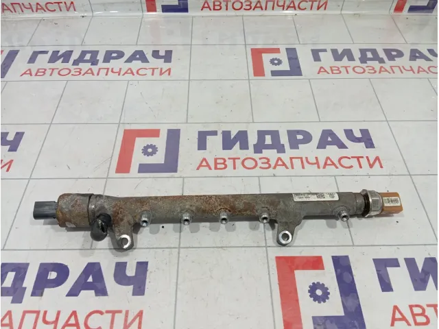 Рейка топливная (рампа) Volkswagen Caddy (2k) 03L130089B