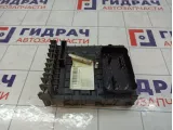 Блок предохранителей Volkswagen Caddy (2k)