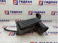 Корпус воздушного фильтра Volkswagen Caddy (2k) 3C0129607BD