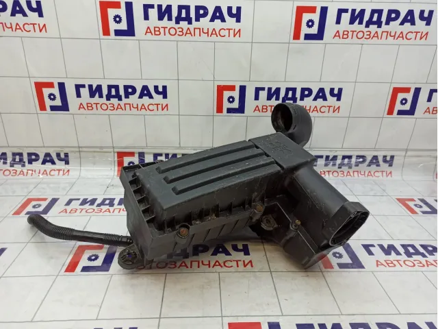 Корпус воздушного фильтра Volkswagen Caddy (2k) 3C0129607BD