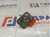 Крючок капота Volkswagen Caddy (2k) 1K8823186D