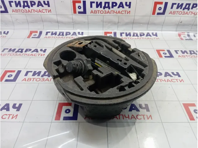 Домкрат Volkswagen Golf (Mk6) 1K0011031J