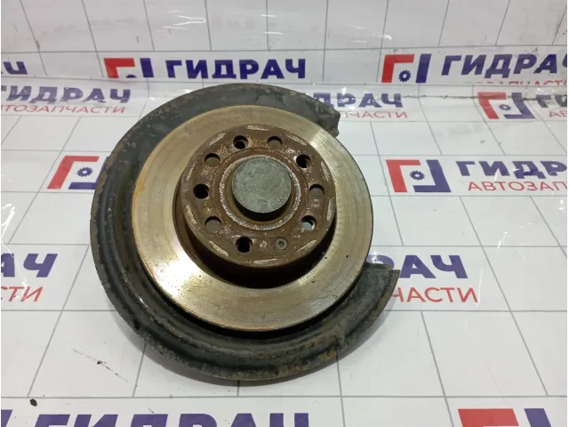 Кулак поворотный задний левый Volkswagen Golf (Mk6) 1K0505435AE