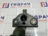 Кронштейн защиты картера левый Volkswagen Golf (Mk6) 5K0825921