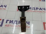 Кронштейн защиты картера левый Volkswagen Golf (Mk6) 5K0825921
