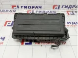 Корпус воздушного фильтра Volkswagen Golf (Mk6) 036129611CD