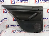 Обшивка двери задней левой Volkswagen Golf (Mk4) 1J6867211ADHRP