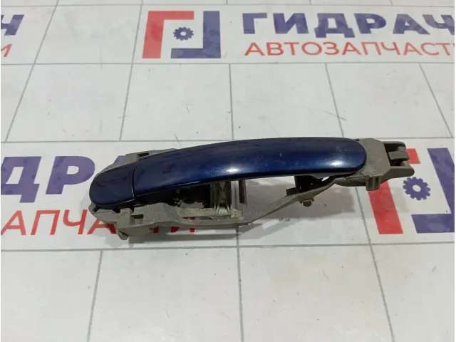 Ручка двери задней наружная правая Volkswagen Golf (Mk4)