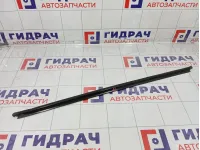 Накладка стекла переднего левого Volkswagen Golf (Mk4)