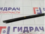 Накладка стекла переднего правого Volkswagen Golf (Mk4)