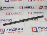 Уплотнитель стекла заднего левого Volkswagen Golf (Mk4) 1J6839471DB41