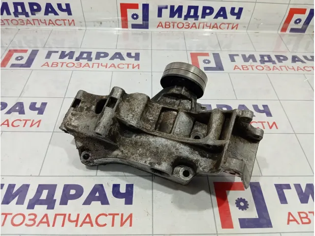 Кронштейн генератора Volkswagen Golf (Mk4) 032145169Q