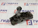 Кронштейн генератора Volkswagen Golf (Mk4) 032145169Q