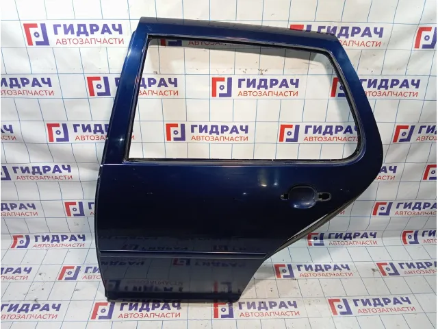 Дверь задняя левая Volkswagen Golf (Mk4) 1J6833055F