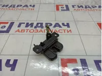 Замок багажника Volkswagen Golf (Mk4) 1J6827505B