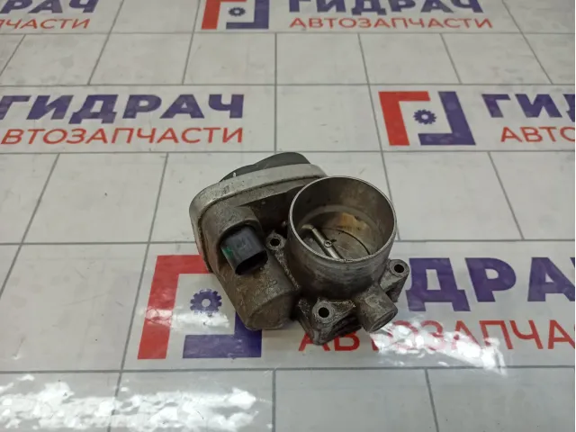 Заслонка дроссельная электрическая Volkswagen Golf (Mk4) 036133062M