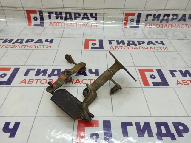 Механизм выбора передач Volkswagen Golf (Mk4) 1J0711085B