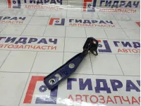 Петля капота правая Volkswagen Golf (Mk4) 1J0823302A