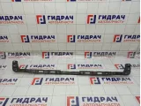 Направляющая заднего бампера Volkswagen Golf (Mk4) 1J6807861B