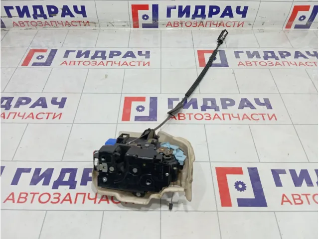 Замок двери передней правой Volkswagen Golf 3D1837016AC