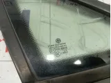 Стекло кузовное глухое (форточка) переднее правое Volkswagen Golf 5M0845412B