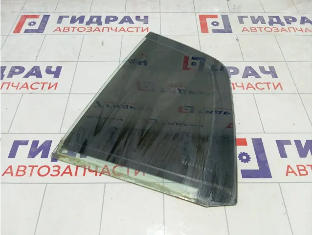 Стекло двери задней левой Volkswagen Golf 5M0845215