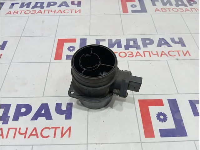 Датчик массового расхода воздуха Volkswagen Golf 074906461B