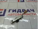 Антенна Volkswagen Golf 5M0035577G