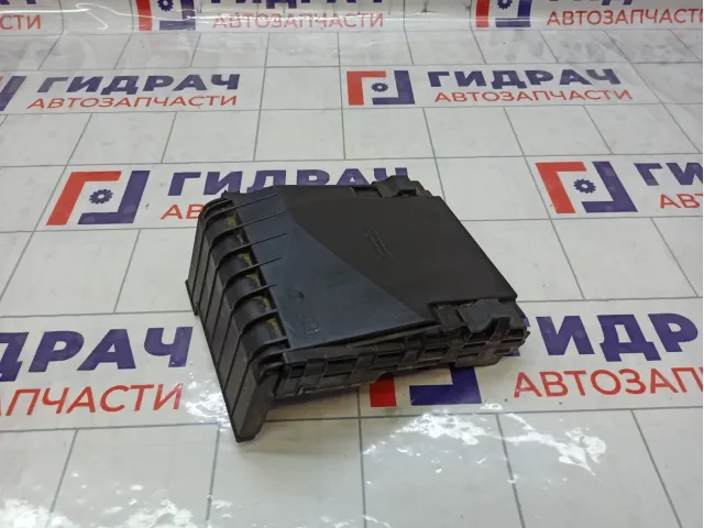 Крышка блока предохранителей Volkswagen Golf 1K0937132F