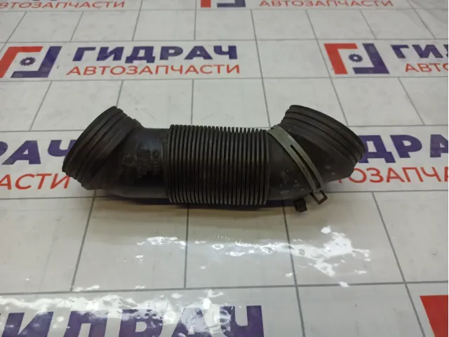 Патрубок воздушного фильтра Volkswagen Golf 1K0129684L