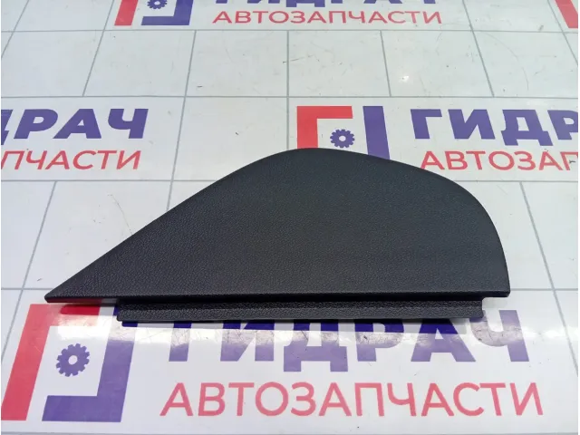 Накладка торпедо с торца правая Volkswagen Golf 1K0858248D