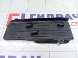 Накладка (кузов внутри) Volkswagen Golf 1K1864777B