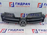 Решетка радиатора Volkswagen Golf 1K0853655A